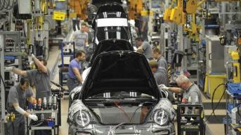 business-news_04_temp-1330591315-4f4f3653-620x348